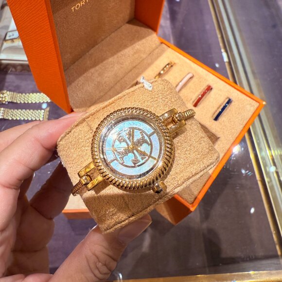 Tory Burch Reva Gold Watch TBW4029 - Picture 7 of 8